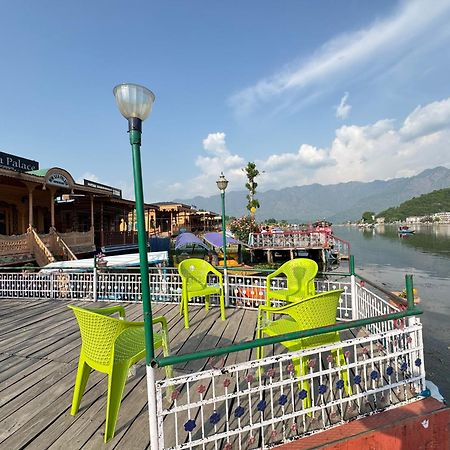 New Sea Palace Houseboats Srīnagar Extérieur photo