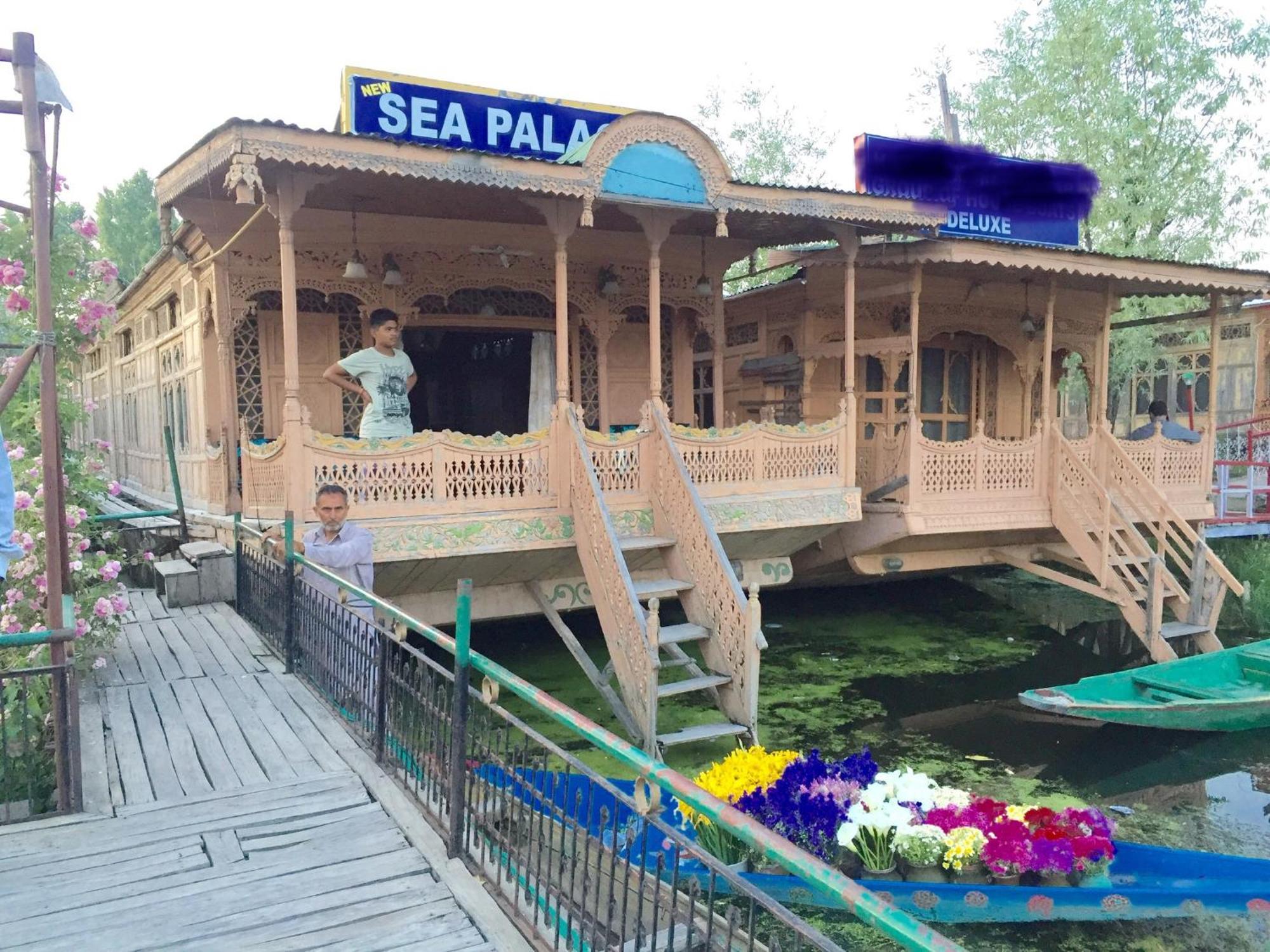 New Sea Palace Houseboats Srīnagar Extérieur photo
